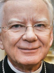 Abp Marek Jędraszewski: Polki nie rodzą dzieci, bo wolą się dobrze bawić