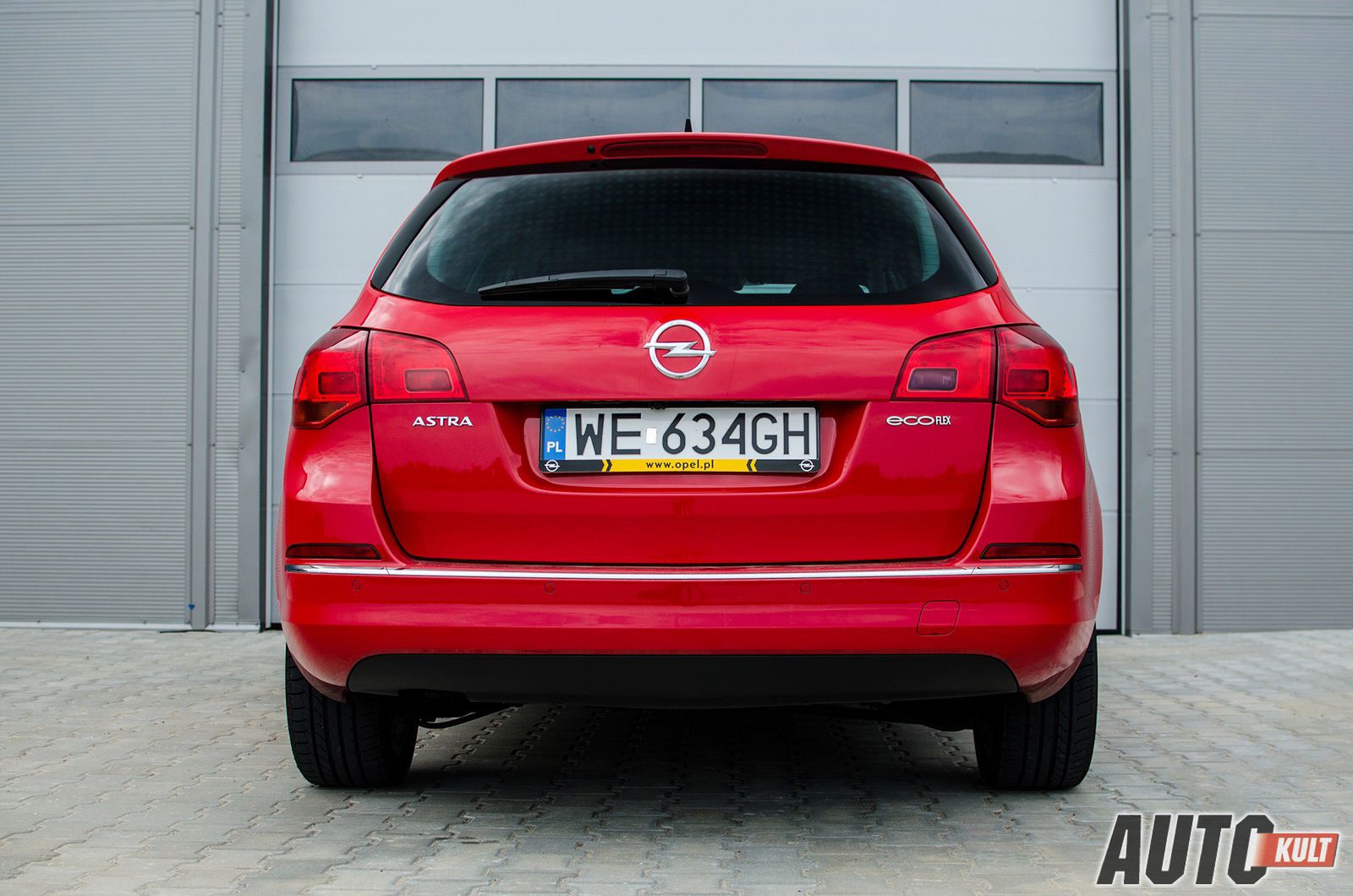 Opel Astra Tourer 1,4 Turbo LPGTEC Enjoy vs. Opel Astra Sedan 1,7 CDTI Business - test [galeria] 10