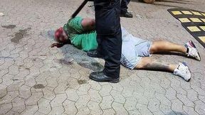 Jest nagranie, na którym widać walkę Polaka z duńską policją