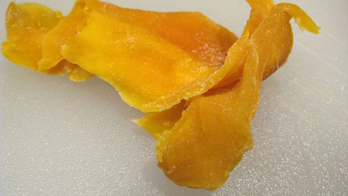 Suszone mango z dodatkiem cukru