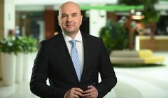 Reporter „Faktów” zniknął z anteny. Związany jest z TVN od 1997 roku