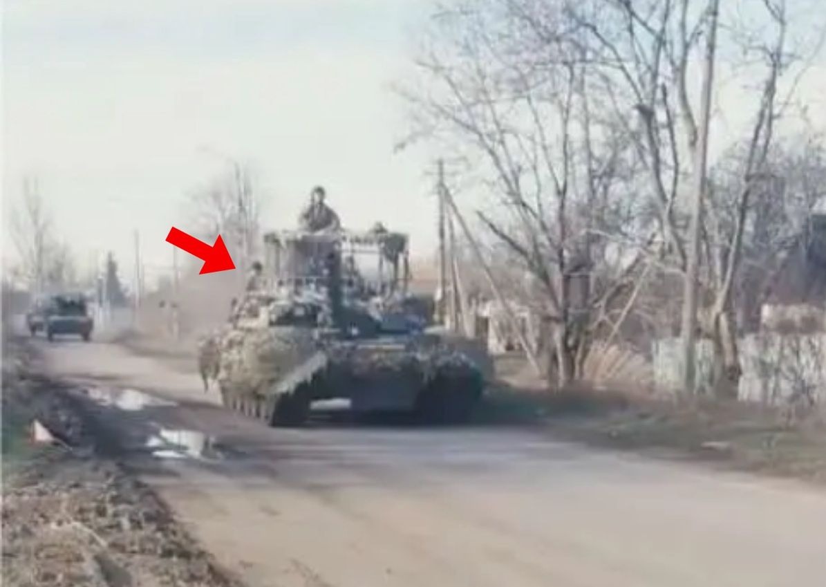 Russia deploys rare T-80UE-1 tanks in Ukraine conflict