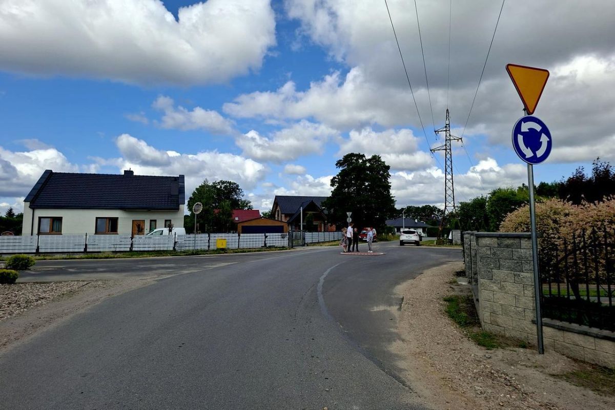 Kilometry nowych dróg w gminie Obrowo.