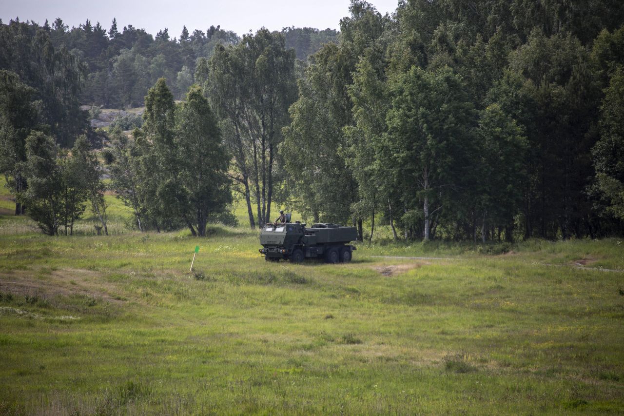 Biden rushes to bolster Ukraine with final $275M aid package