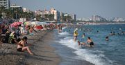 Wszędzie słychać rosyjski. Na plażach tłumy