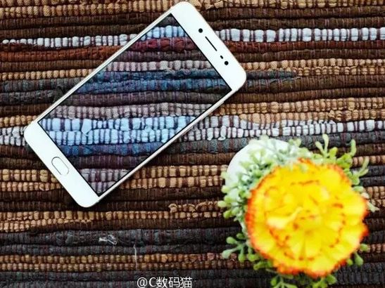 Vivo X7, czyli iPhone z Androidem dla miłośników zdjęć selfie 5