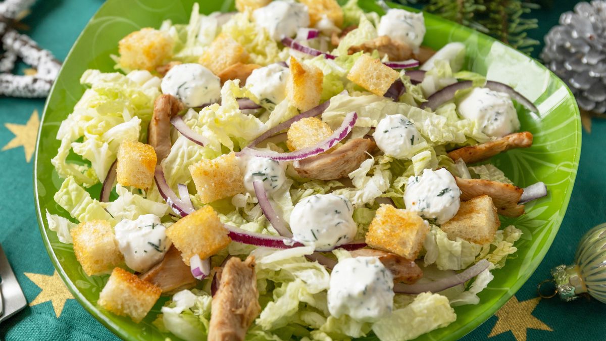 Sałatka z grzankami