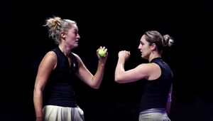 Zaskoczenie w WTA Finals. Trzeci debel świata poza półfinałami