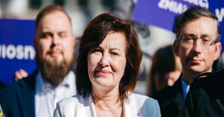 Kontrowersyjne życzenia od posłanki Lewicy na Wielkanoc. Internauci oburzeni