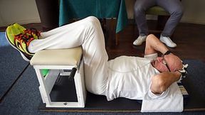 Zrobił prawie 7 tysięcy "brzuszków" w godzinę. Niesamowity wyczyn 81-latka