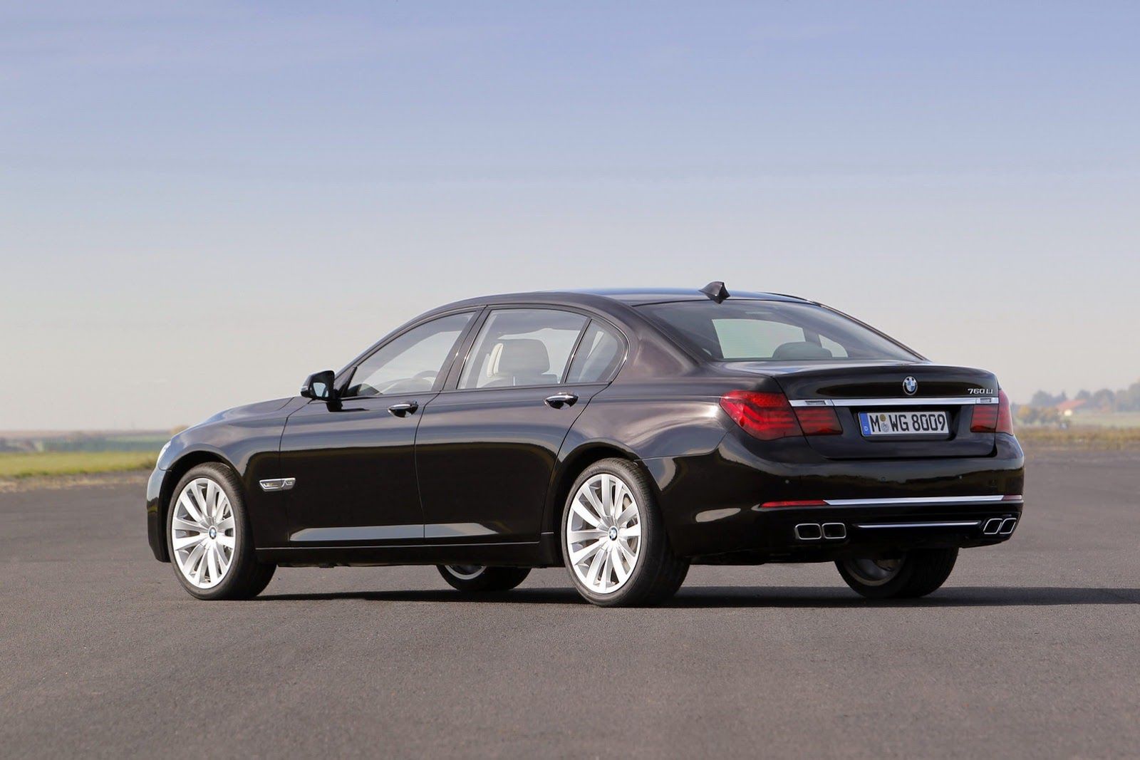 BMW Serii 7 V12