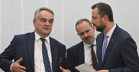 Ważny punkt wypadł z umowy koalicyjnej. "Wyrażam rozgoryczenie"