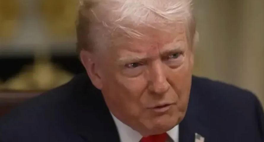 Naciski ze strony Trumpa na czołowego nadawcę? Regulator wziął pod lupę licencje