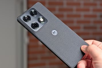 Masz smartfon Motoroli? Do polski trafiła właśnie nowa usługa dla podróżujących