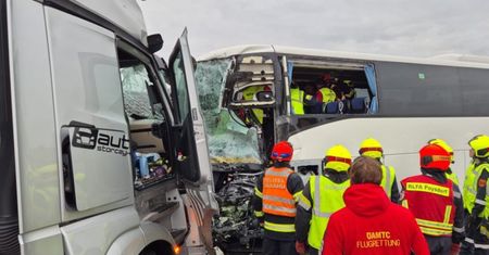 Wypadek polskiego autokaru w Austrii. Tragiczne doniesienia