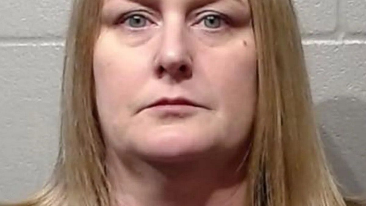 45-latka miała dopuścić się wykorzystywania osoby nieletniej