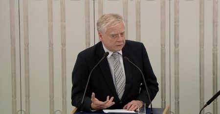 Senator PiS wątpi w prawidłowe funkcjonowanie państwa. "Mam nadzieję, że wyjdziemy z zakrętu"