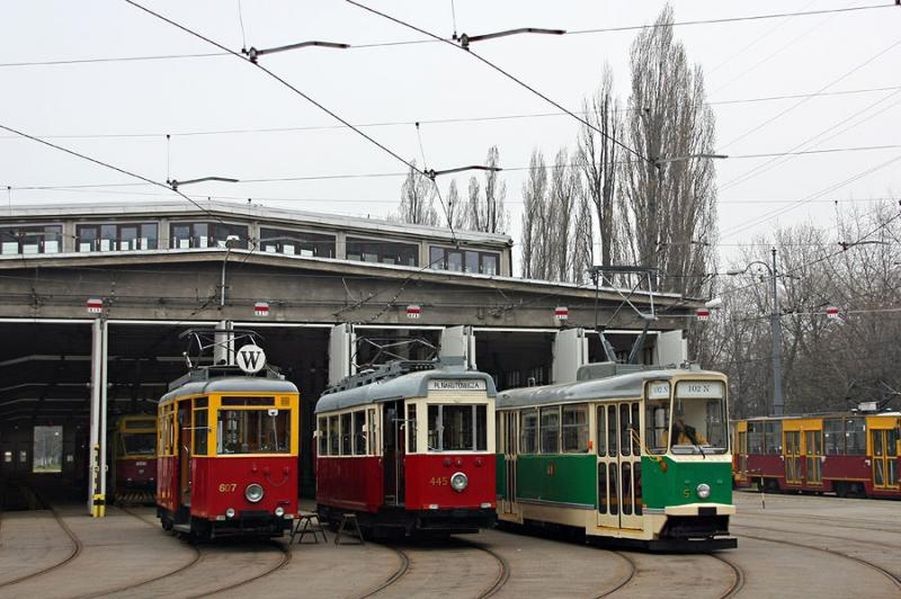 Podróż w czasie warszawskim tramwajem