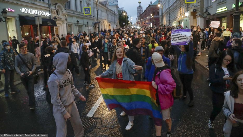 Temporary
LGBT activists hold their flag at a rally to collect signatures to cancel the results of voting on amendments to the Constitution in Pushkin Square in Moscow, Russia, Wednesday, July 15, 2020. Earlier this month a group of opposition activists called for a protest against the constitutional reform that allows Russian President Vladimir Putin to stay in power until 2036. (AP Photo/Pavel Golovkin)
AP