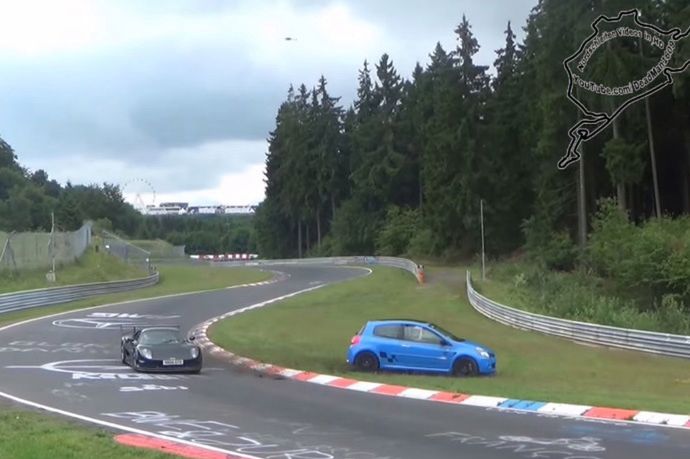 9 minut wypadków na Nürburgring Nordschleife