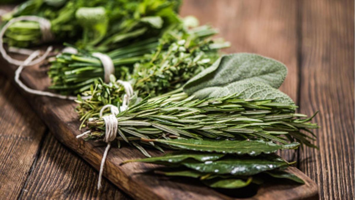 Istnieją zioła, które pomogą w redukcji tłuszczu trzewnego