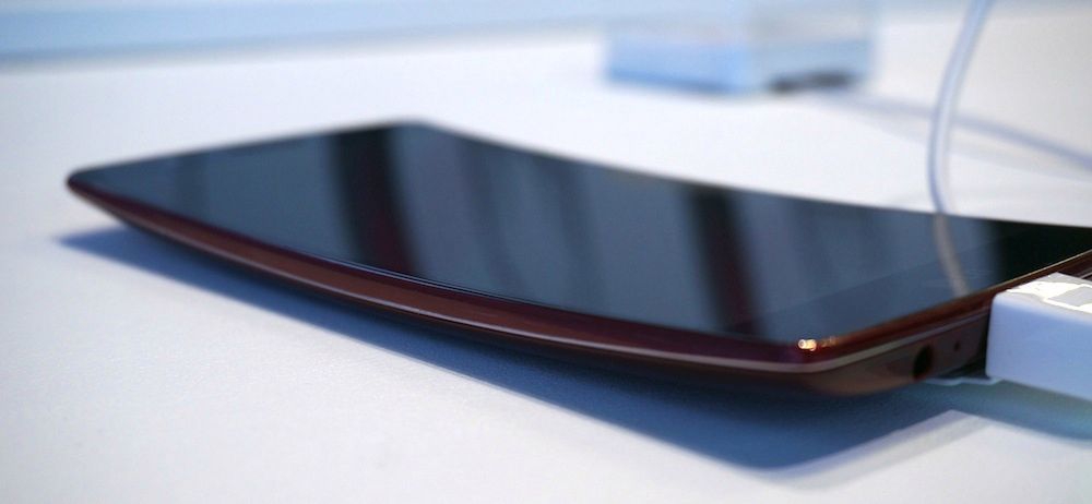 LG G Flex 2: odważny eksperyment zmienił się w dojrzałe urządzenie 2