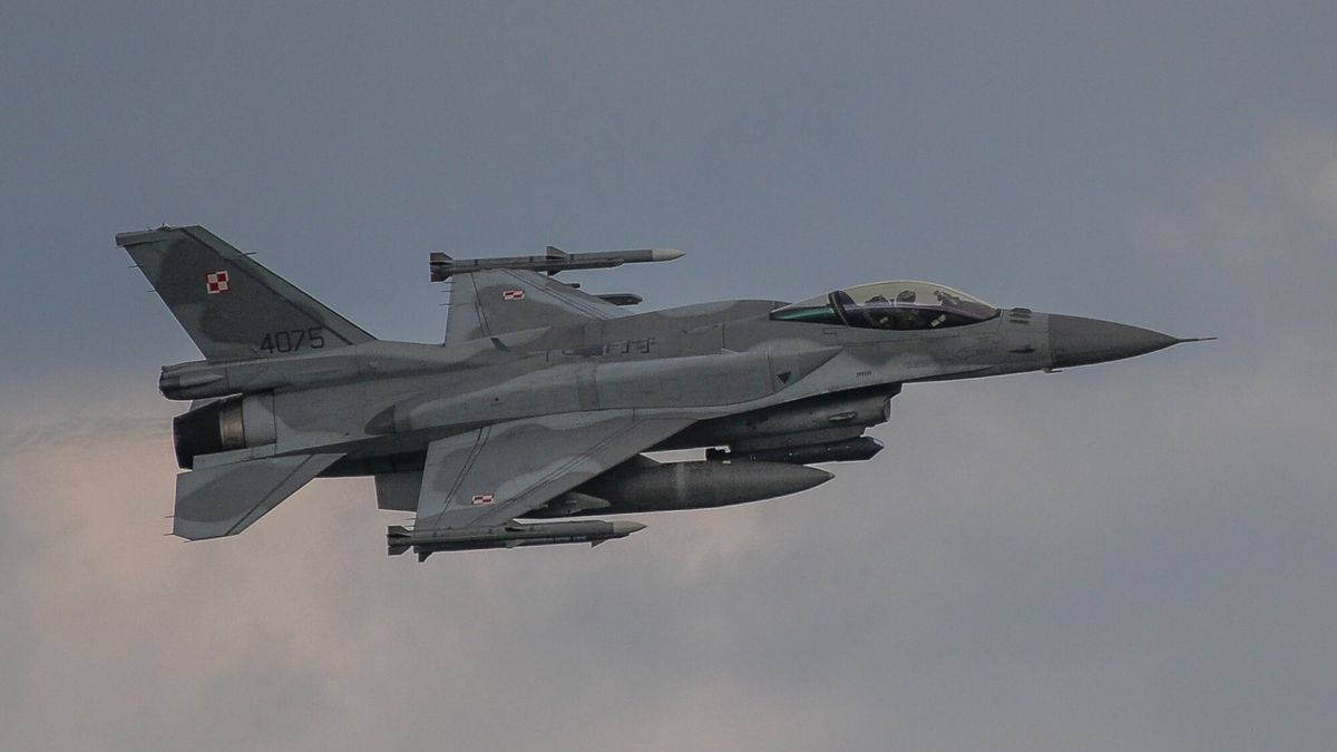 Reporter archiwum 2024 04
13.05.2023 Ustka. Centralny Poligon Sil Powietrznych. Realizacja zadan ognia polaczonego w ramach cwiczenia Anakonda -23 N/z Samolot wielozadaniowy F-16. Fot. Gerard/REPORTER
Gerard/Reporter