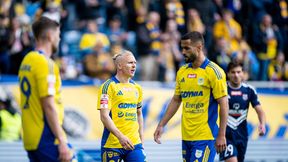 Zadebiutował w Ekstraklasie w wieku 31 lat. Właśnie przedłużył kontrakt