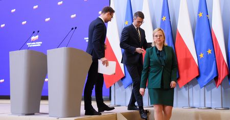 Polacy będą kopcić, czym popadnie? Anna Moskwa wierzy w odpowiedzialność obywateli