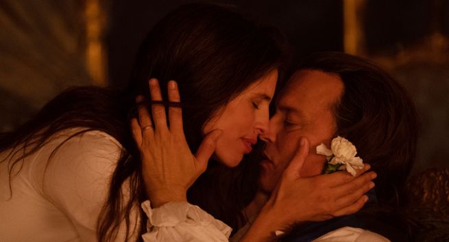 Film „Kochanica króla” z Johnnym Deppem otworzył 76. festiwal filmowy w Cannes (wideo)