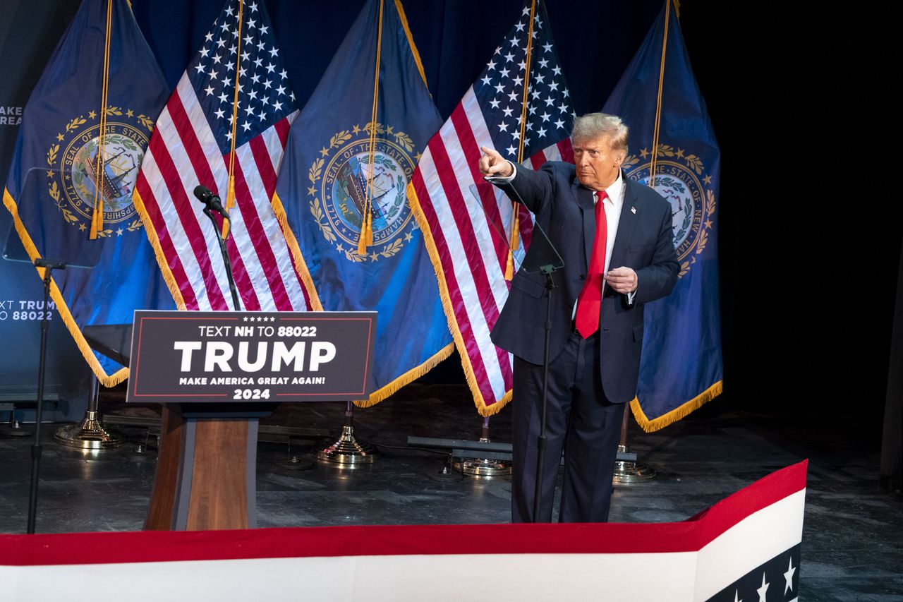 This is how Trump was greeted at the rally. The former president is in shock.