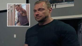 Kandydat Doroty ZREZYGNOWAŁ z dalszego udziału w "Żonie dla Polaka". Widzowie TVP bezlitośni: "Zakompleksiony chłopiec"