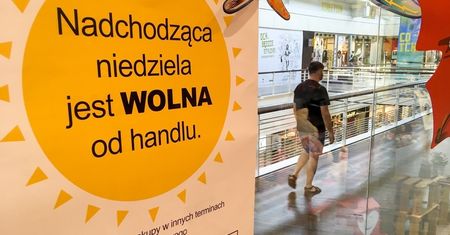 Posłowie dyskutują o dobie pracowniczej w niedziele. "Solidarność" częściowo rezygnuje z żądania jej wydłużenia