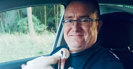 Wielkopolska. Doktor Dolittle w mundurze. Uratował ranne zwierzę