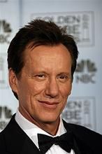 James Woods gani Paris Hilton