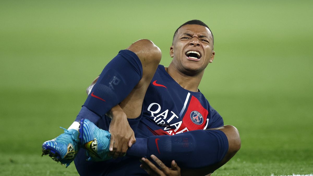 PAP/EPA / YOAN VALAT  / Na zdjęciu: Kylian Mbappe