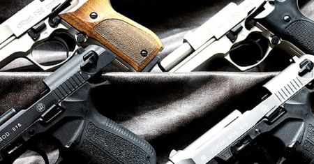 "Guns 4 Ukraine". Amerykanie oddają swoją broń żołnierzom