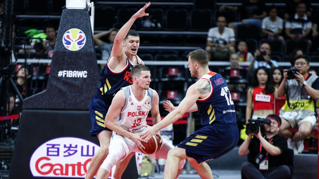 Zdjęcie okładkowe artykułu: Getty Images / Zhong Zhi / Na zdjęciu Adam Waczyński w starciu z Rosjanami