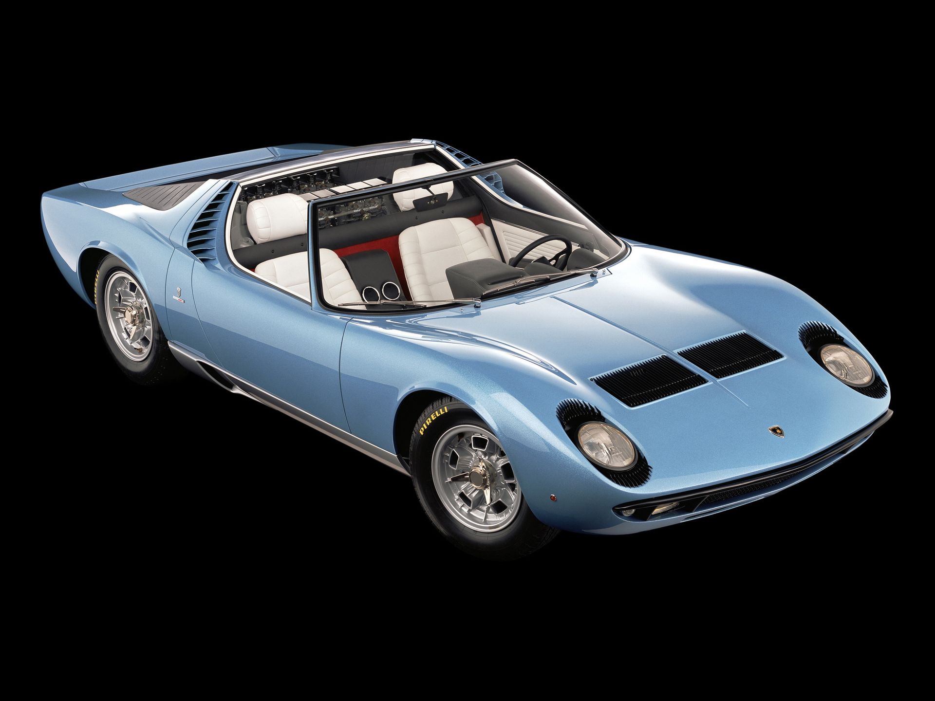 Od dekad z V12: ewolucja hipersamochodów Lamborghini 7