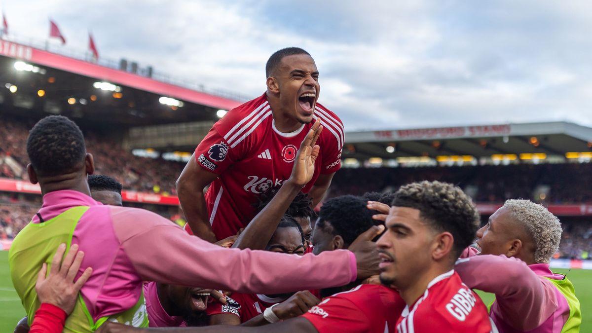 radość piłkarzy Nottingham Forest