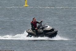 Andrzej Duda na urlopie. Prezydent jeździ na skuterze wodnym i spaceruje po plaży