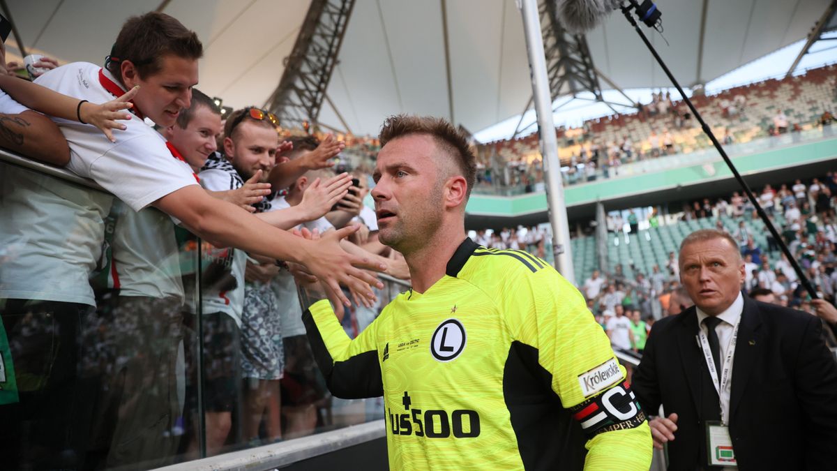 PAP / Leszek Szymański / Na zdjęciu: Artur Boruc