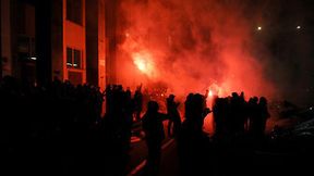 Nocne powitanie piłkarzy Wisły Kraków przez kibiców (galeria)