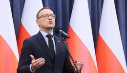 Referendum Nawrockiego sygnałem do wyjścia z UE? Jest głos z Pałacu