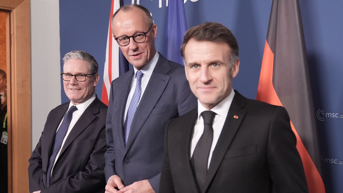 MUNICH, GERMANY - FEBRUARY 13:  British Prime Minister Keir Starmer attends a E3 meeting with German Chancellor Freidrich Merz and French President Emmanuel Macron at the 62nd Munich Security Conference on February 13, 2026 in Munich, Germany. The conference, which brings together government leaders, security experts and defence ministers, is taking place at a time when the traditional western political and military alliance is facing rupture due to the policies of U.S. President Donald Trump.  (Photo by Stefan Rousseau-Pool/Getty Images)