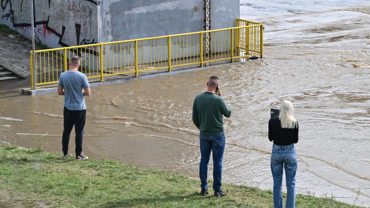 Część stacji bazowych w w Kotlinie Kłodzkiej nie działa