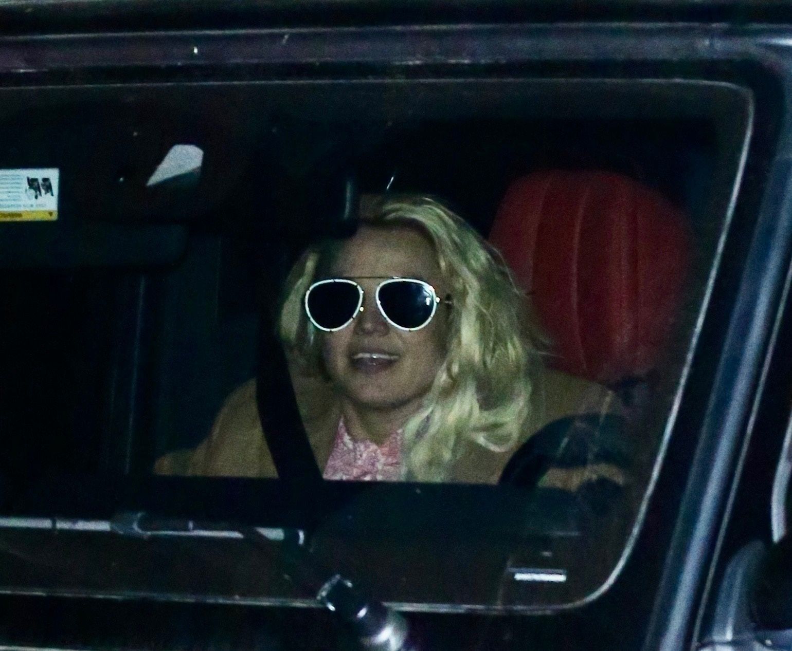 Britney Spears "przyłapana" na randce z mężem