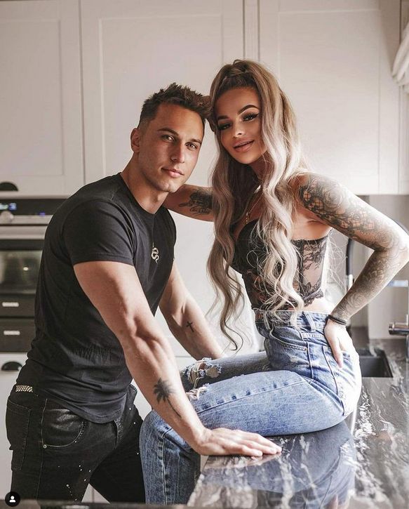 Dominika i Kuba z "Hotelu Paradise"