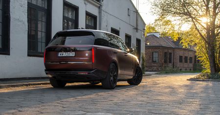 Test: Range Rover P510e SV SWB– ostoja spokoju z drobnym zgrzytem