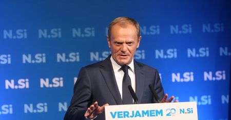 Aborcja. Mocny wpis Donalda Tuska. "Kompromis chronił przed wojną"